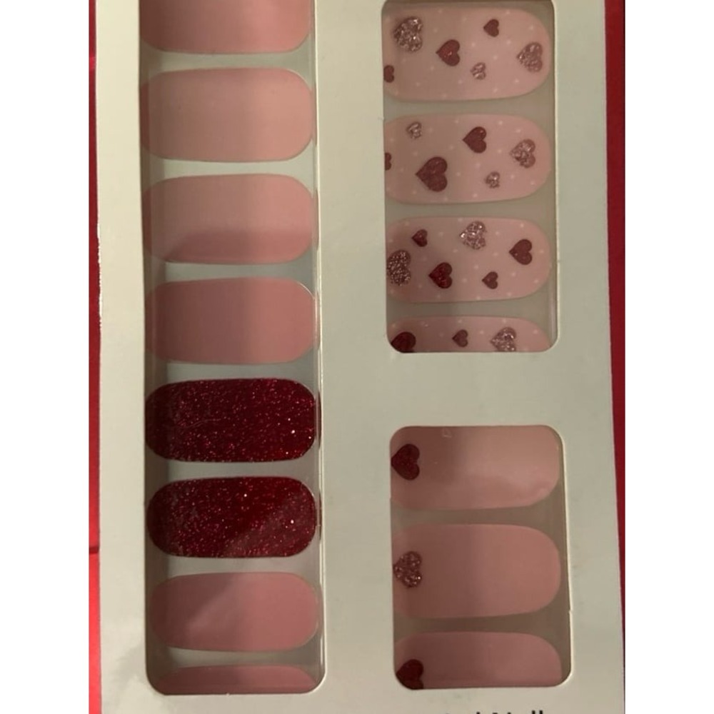 Dashing Diva Gloss Gel Nail Strips Heart Eyes Red/Pink Hearts & Glitters